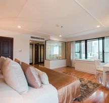 Hot deal condo rental near by the park in the heart of Asoke