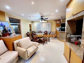 Luxury detached house for sale Chuanchuen Regent Village, Ratchaphruek, 102.5 sq m., 5 bedrooms, 3 bathrooms, only 17.90MB