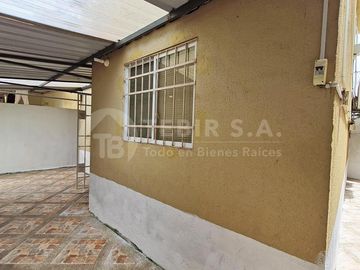 Venta de Casa en Urbanización Villa Bonita, etapa 5, Vía a Daule