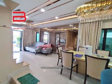 ทาวน์โฮมแฝด แกรนด์ พลีโน่ วัชรพล-สุขาภิบาล 5 ซ.68 เนื้อที่ 28.4 ตรว. ถ.สุขาภิบาล 5 เขตสายไหม