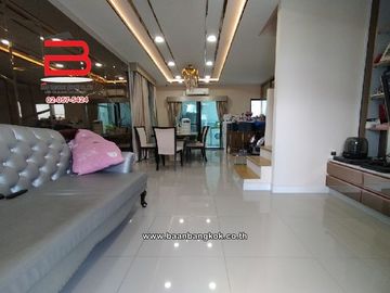 ทาวน์โฮมแฝด แกรนด์ พลีโน่ วัชรพล-สุขาภิบาล 5 ซ.68 เนื้อที่ 28.4 ตรว. ถ.สุขาภิบาล 5 เขตสายไหม
