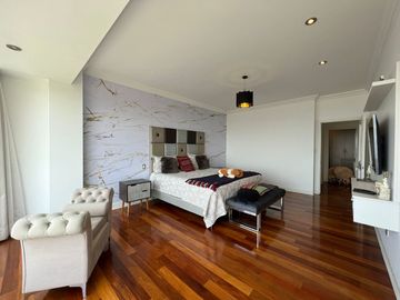 EN VENTA CASA URB. EL MIRADOR, CASUARINA, SANTIAGO DE SURCO