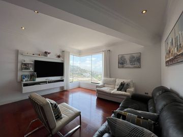 EN VENTA CASA URB. EL MIRADOR, CASUARINA, SANTIAGO DE SURCO