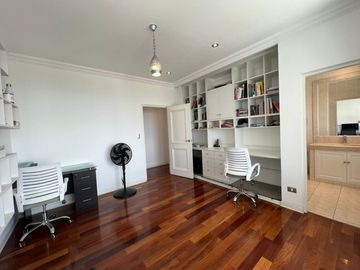 EN VENTA CASA URB. EL MIRADOR, CASUARINA, SANTIAGO DE SURCO