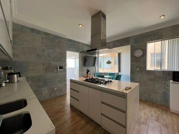 EN VENTA CASA URB. EL MIRADOR, CASUARINA, SANTIAGO DE SURCO