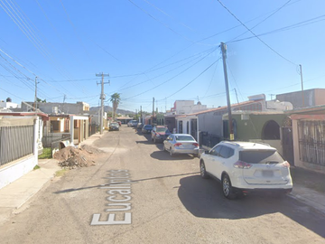 Casa de Recuperación Bancaria en Eucaliptos, Fuentes del Mezquital, 83240 Hermosillo, Son., México