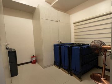 Fully-Furnished 2BR Unit for Sale in Fairway Terraces Pasay City