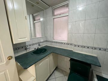 Departamento en Venta Sector La Kennedy de 70 metros, calle de los Jazmines.