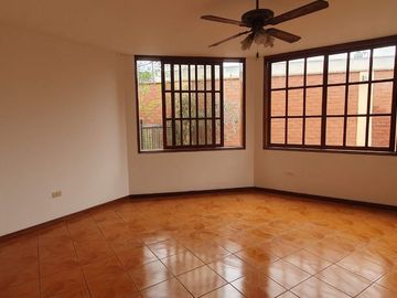 VENDO CASA SOL DE LA MOLINA