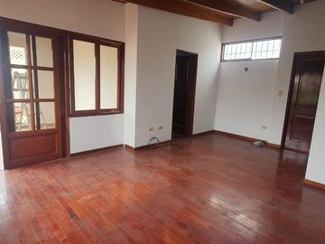 VENDO CASA SOL DE LA MOLINA