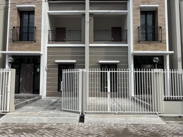 Rumah Grand Alana Wonorejo Rungkut 500 Jutaan Baru Dekat Raya MERR Wisata Semanggi Free Biaya2