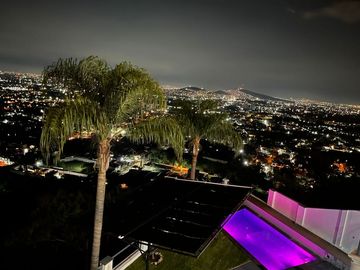 Casa con Alberca Venta en Bugambilias de Lujo Zona Sur Zapopan