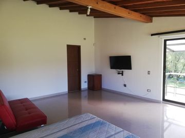 CASA FINCA EN VENTA - VIA RIONEGRO LA CEJA - SECTOR EL CANADÁ
