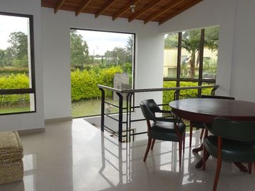 CASA FINCA EN VENTA - VIA RIONEGRO LA CEJA - SECTOR EL CANADÁ