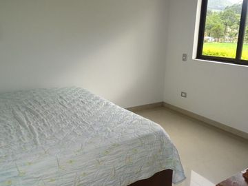 CASA FINCA EN VENTA - VIA RIONEGRO LA CEJA - SECTOR EL CANADÁ
