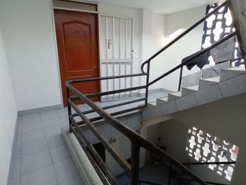 SE VENDE AMPLIO DEPARTAMENTO EN BREÑA + AIRES