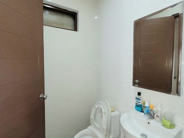 Rumah lebih Murah 100 jt di Discovery Bintaro 10373-GB 0811189----