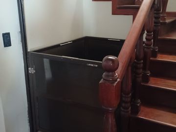 CHORRILLOS VENDO CASA FRENTE A PARQUE