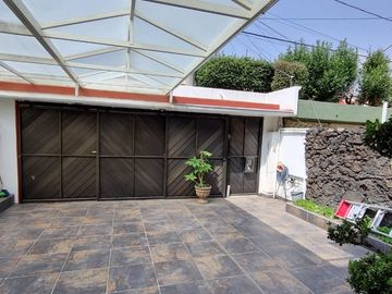 HERMOSA CASA EN VENTA EN JARDINES DEL SUR, XOCHIMILCO