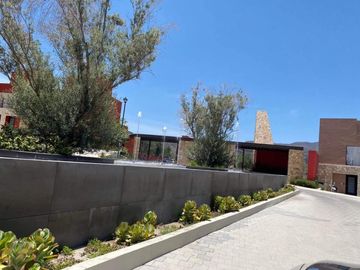 Departamento  con jardín, y jacuzzi privado, venta, la Lejona, San Miguel de Allende