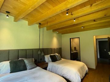 Bonita casa en venta dentro de un condominio