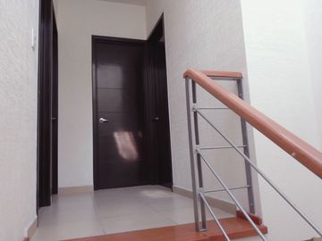 RENTA CON CASA CLUB ZONA AEROPUERTO TOLUCA Y PARQUE 2000