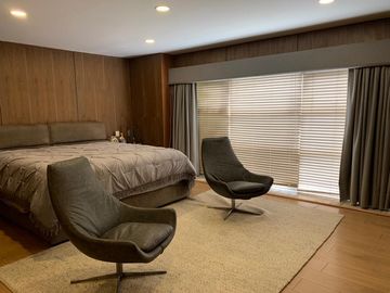 CASA ESPECTACULAR EN VENTA O RENTA 4 RECAMARAS BOSQUES DE LAS LOMAS CON TERRAZA Y SALON DE FIESTAS.