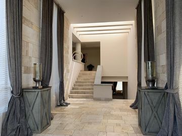 CASA ESPECTACULAR EN VENTA O RENTA 4 RECAMARAS BOSQUES DE LAS LOMAS CON TERRAZA Y SALON DE FIESTAS.