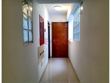 Venta De Bonito Departamento Flat En Muy Buen Estado