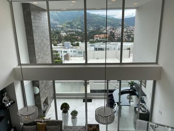 VENDO DEPTO DUPLEX HERMOSA VISTA EDIF DE LUJO CUMBAYA