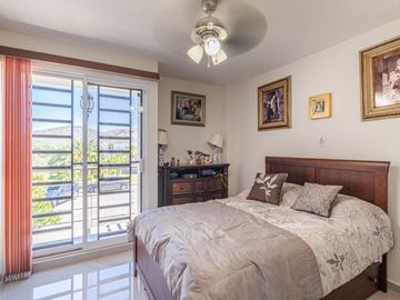 CASA EN VENTA EN XOCHITEPEC, MORELOS; MÉXICO. 3 RECÁMARAS, ALBERCAS, CANCHAS DEPORTIVAS Y SEGURIDAD.