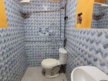 VENTA DE CASA AMPLIA UBICADA A METROS DE PROLONGACIÓN PACASMAYO