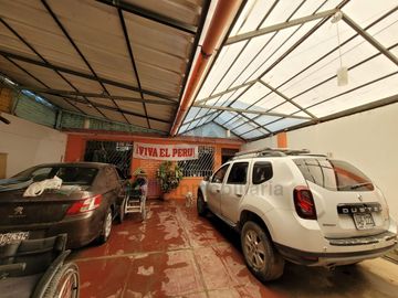 VENTA DE CASA AMPLIA UBICADA A METROS DE PROLONGACIÓN PACASMAYO