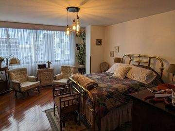DEPARTAMENTO DE VENTA PORTUGAL Y 6 DE DICIEMBRE