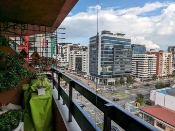 DEPARTAMENTO DE VENTA PORTUGAL Y 6 DE DICIEMBRE