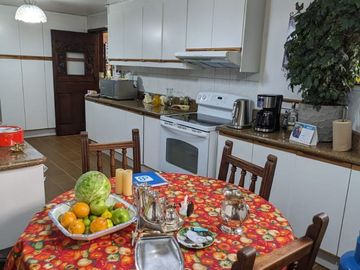 DEPARTAMENTO DE VENTA PORTUGAL Y 6 DE DICIEMBRE