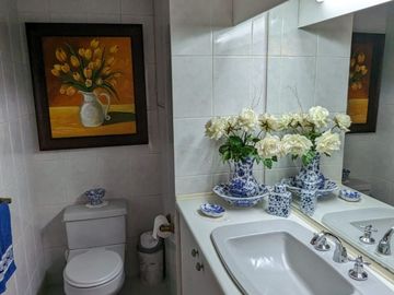 DEPARTAMENTO DE VENTA PORTUGAL Y 6 DE DICIEMBRE