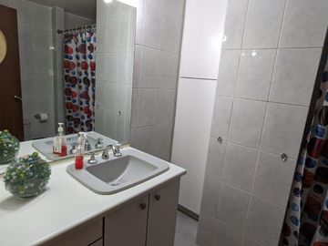 DEPARTAMENTO DE VENTA PORTUGAL Y 6 DE DICIEMBRE