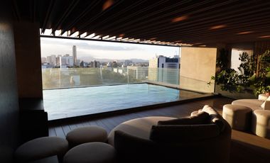 Modelo F4. University Tower