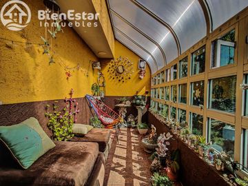 CASA EN VENTA TOLUCA COLONIA MORELOS 1A SECCION SOBRE CORREDOR URBANO, CALIDA, CONFORTABLE, AMPLIO Y HERMOSO JARDÍN, A 7 MIN DEL CENTRO