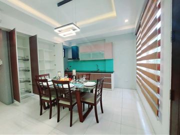 FOR SALE: BRAND NEW TOWNHOUSE IN SAN JUAN
