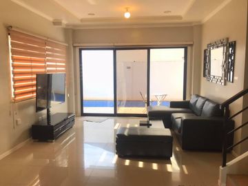 MODERN SINGLE FAMILY TYPE HOME WITH POOL IN ANGELES CITY
