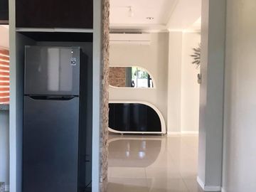 MODERN SINGLE FAMILY TYPE HOME WITH POOL IN ANGELES CITY