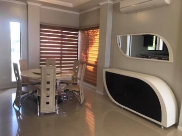MODERN SINGLE FAMILY TYPE HOME WITH POOL IN ANGELES CITY