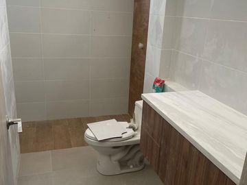 VENTA DE CASA EN URB. PUERTO AZUL - ESTRENO - VIA A LA COSTA (VIVI)