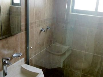 CASA RESIDENCIAL DE 3 RECAMARAS EN DESARROLLO PRIVADO EN OJO DE AGUA TECAMAC EDOMEX