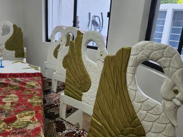 VENTA DE CASA CON ALBERCA EN FRACC. COLINAS DEL CIMATARIO