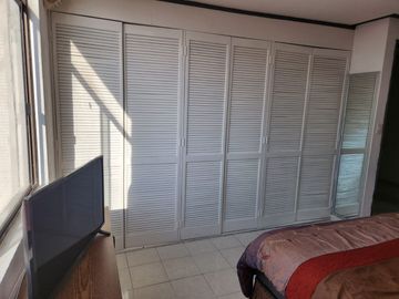 VENTA DE CASA CON ALBERCA EN FRACC. COLINAS DEL CIMATARIO