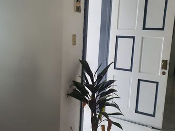 VENTA DE CASA CON ALBERCA EN FRACC. COLINAS DEL CIMATARIO