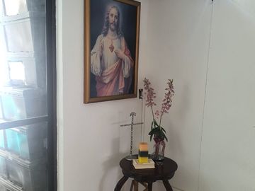 VENTA DE CASA CON ALBERCA EN FRACC. COLINAS DEL CIMATARIO